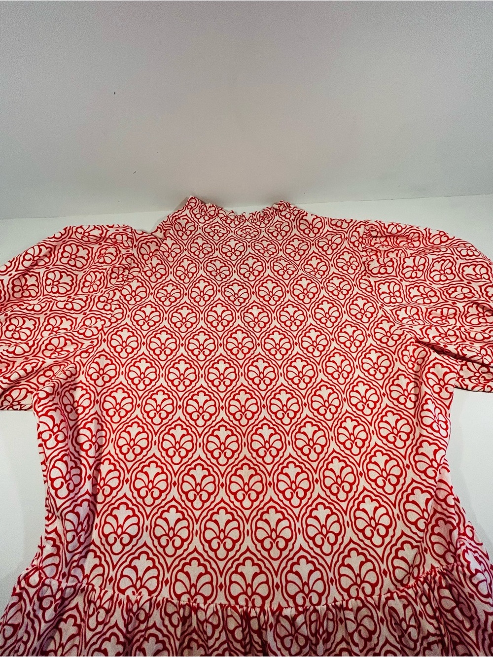 Hyacinth House Tuckernuck Dress M Red White Floral Tiered Midi Puff Sleeve - Picture 12 of 12